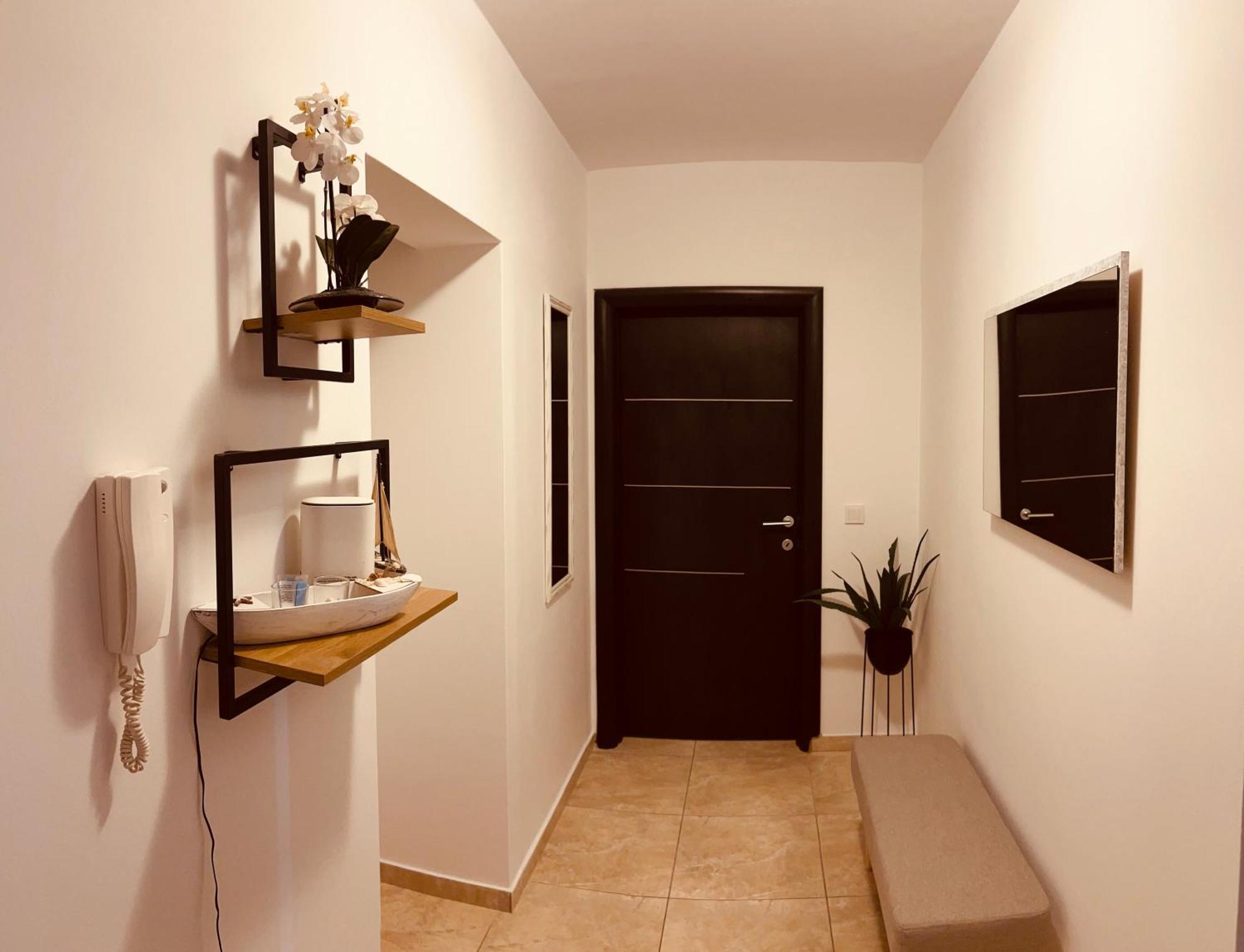 Apartment Karlo Novalja Kültér fotó